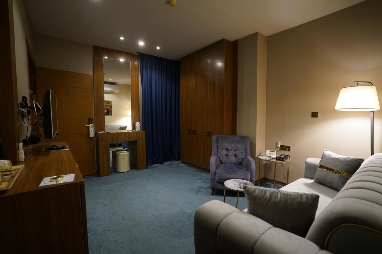 Gratus Hotel 埃尔比勒 外观 照片